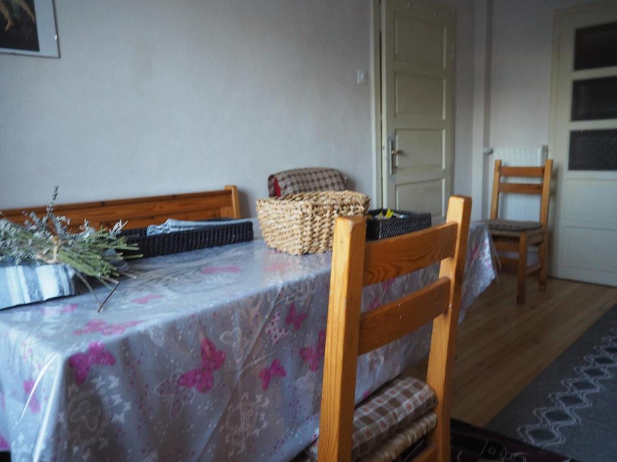 B&B Signora Elvira Capriana Eksteriør bilde