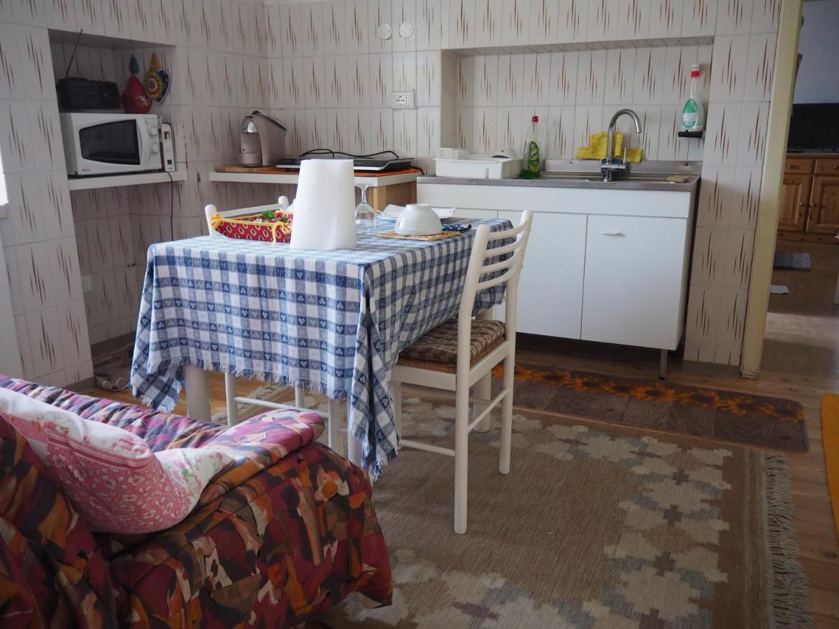 B&B Signora Elvira Capriana Eksteriør bilde